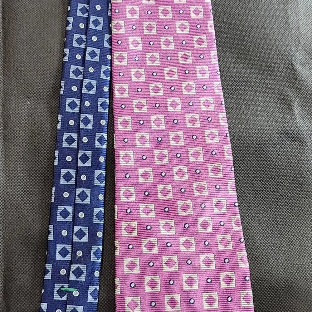 Tommy Hilfiger Pink Geometric Tie